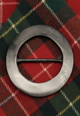 Minimalist Oval Plaid Brooch