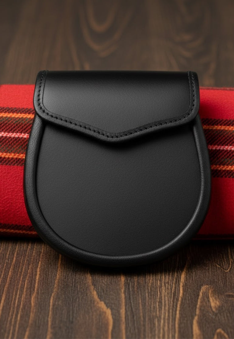 Plain Black Leather Day Sporran